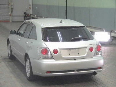 TOYOTA ALTEZZA GITA