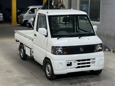 NISSAN CLIPPER TRUCK