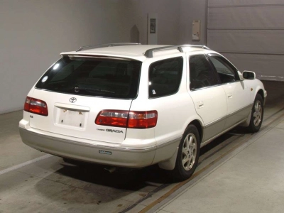 TOYOTA CAMRY GRACIA STATION WAGON