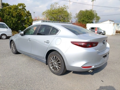 MAZDA MAZDA3
