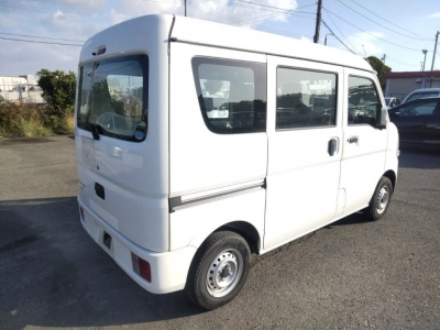 MITSUBISHI MINICAB