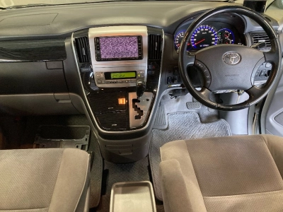 TOYOTA ALPHARD V