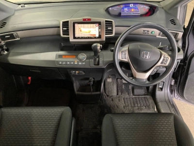 HONDA FREED SPIKE HYBRID