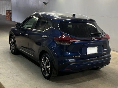 NISSAN KICKS