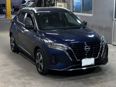 NISSAN KICKS
