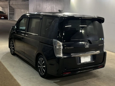 HONDA STEPWGN SPADA