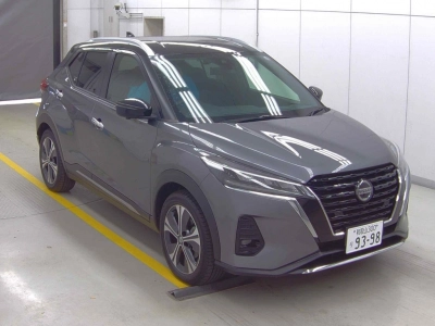 NISSAN KICKS