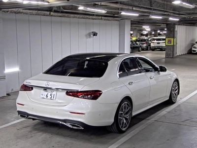 MERCEDES BENZ E CLASS