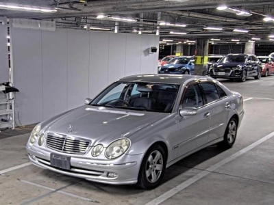 MERCEDES BENZ E CLASS