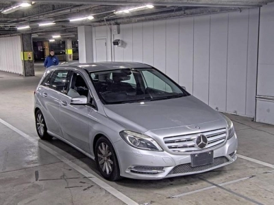 MERCEDES BENZ B CLASS