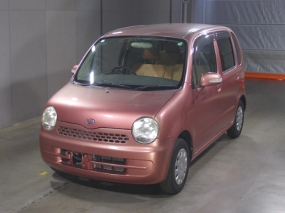 DAIHATSU MOVE LATTE