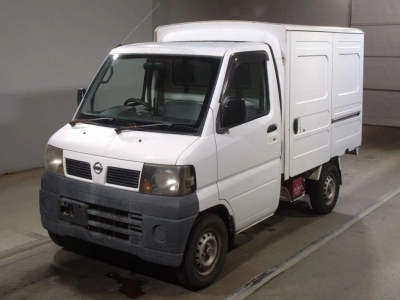 NISSAN CLIPPER TRUCK