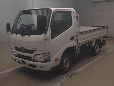 TOYOTA DYNA TRUCK
