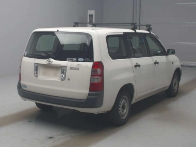 TOYOTA SUCCEED VAN