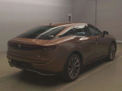 TOYOTA CROWN CROSSOVER