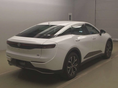 TOYOTA CROWN CROSSOVER