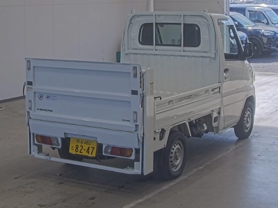MITSUBISHI MINICAB
