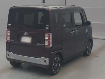 DAIHATSU WAKE