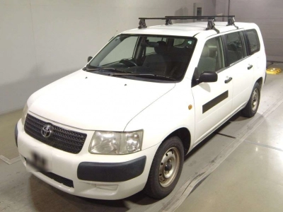 TOYOTA SUCCEED VAN