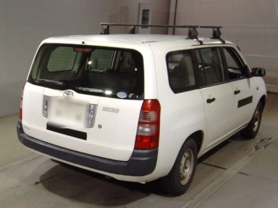 TOYOTA SUCCEED VAN