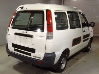 TOYOTA LITE ACE VAN