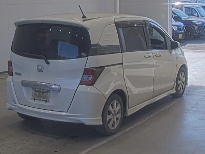 HONDA FREED SPIKE