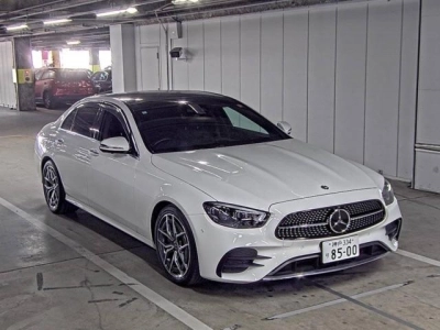 MERCEDES BENZ E CLASS