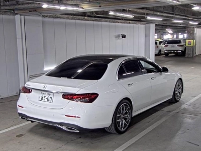 MERCEDES BENZ E CLASS