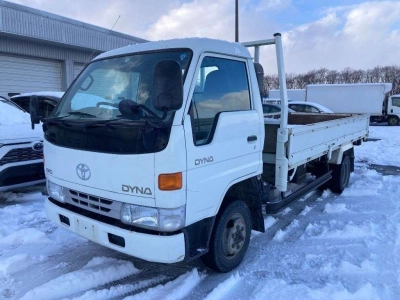 TOYOTA DYNA TRUCK