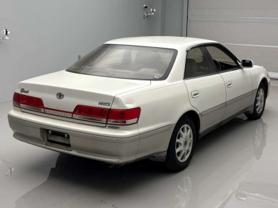 TOYOTA MARK II