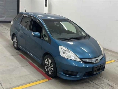 HONDA FIT SHUTTLE HYBRID