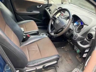 HONDA FIT SHUTTLE HYBRID