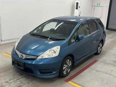HONDA FIT SHUTTLE HYBRID