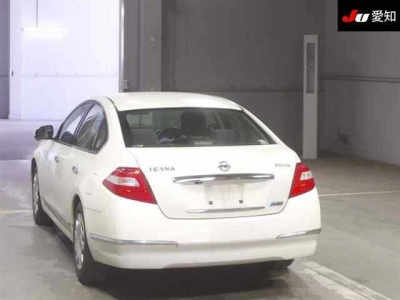 NISSAN TEANA
