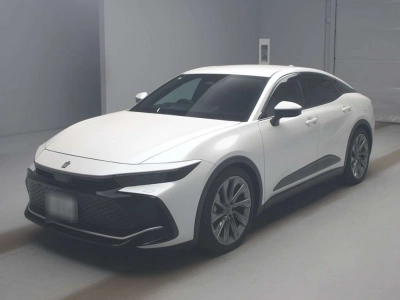 TOYOTA CROWN CROSSOVER