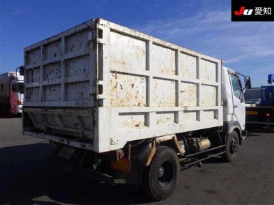 MITSUBISHI FUSO FIGHTER