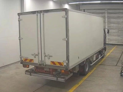 MITSUBISHI FUSO FIGHTER