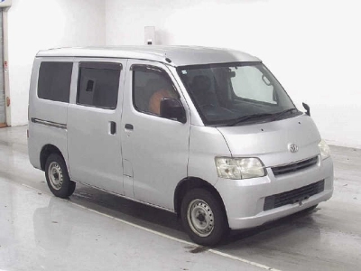TOYOTA LITE ACE VAN