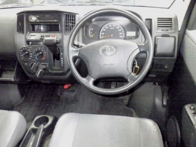 TOYOTA LITE ACE VAN