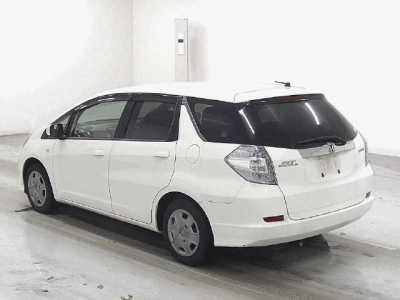 HONDA FIT SHUTTLE HYBRID