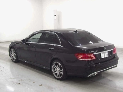 MERCEDES BENZ E CLASS