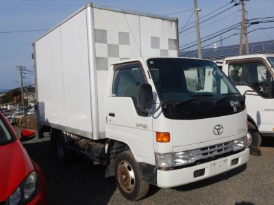 TOYOTA DYNA TRUCK