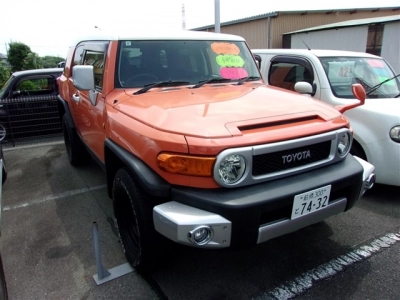 TOYOTA FJ CRUISER