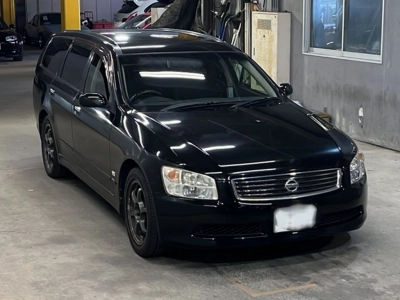 NISSAN STAGEA