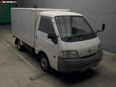 NISSAN VANETTE TRUCK