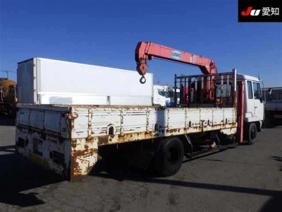 MITSUBISHI FUSO FIGHTER