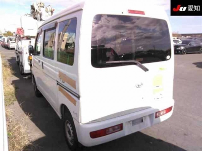 DAIHATSU HIJET VAN