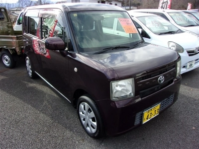 TOYOTA PIXIS SPACE