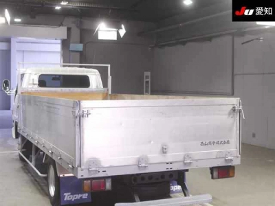TOYOTA DYNA TRUCK