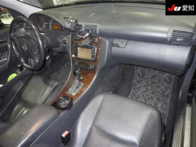 MERCEDES BENZ C CLASS